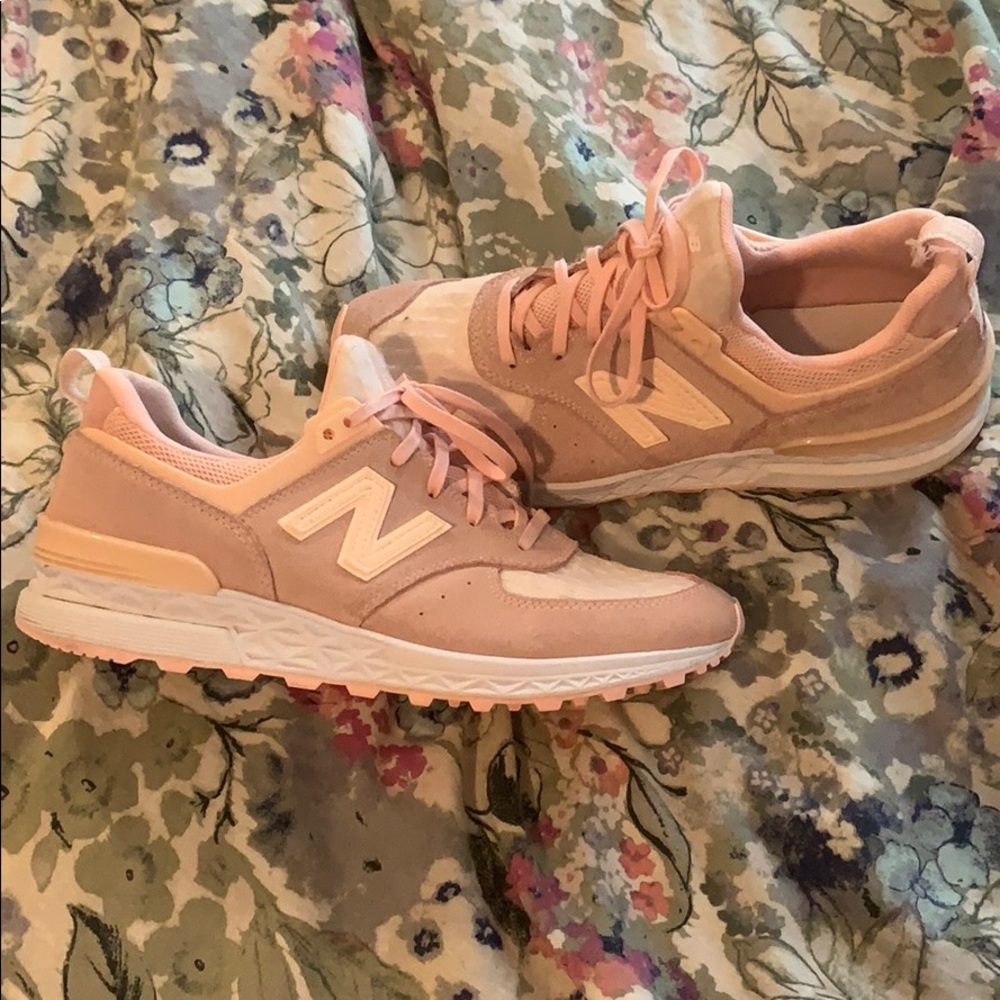 New balance sneakers womens